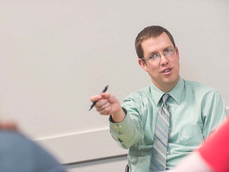 Dr. Nate Hansen teaches an English class