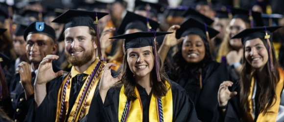 UMHB students at Graduation